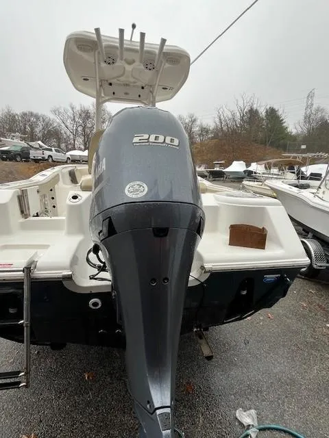 Slide: The Image of 2021 Tidewater 220 CC Adventure boat with Yamaha 200 outboard motor. - 15