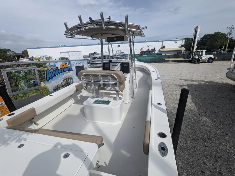 Slide: The Image of 2019 Parker 2500 SE Center Console boat in outdoor display area. - 3