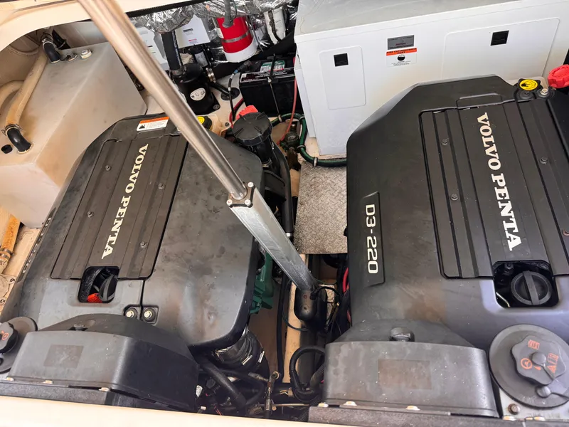 Slide: The Image of Regal 35 Sport Coupe 2019 - 26