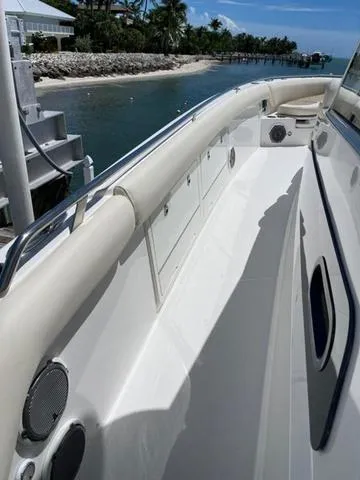 Slide: The Image of Boston Whaler 420 Outrage 2017 - 13