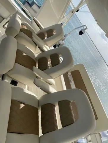 Slide: The Image of Boston Whaler 420 Outrage 2017 - 4