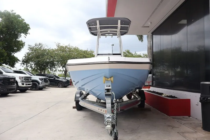 Slide: The Image of Yamaha 190 FSH Sport 2025 - 10