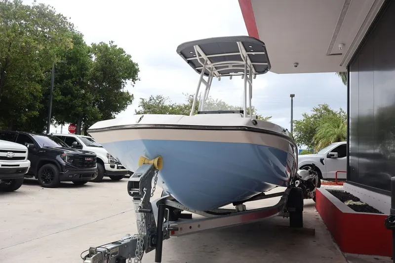 Slide: The Image of Yamaha 190 FSH Sport 2025 - 11