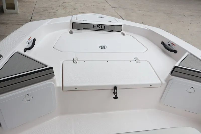 Slide: The Image of Yamaha 190 FSH Sport 2025 - 15