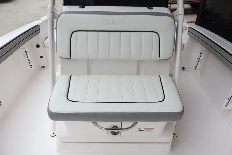 Slide: The Image of Yamaha 190 FSH Sport 2025 - 18