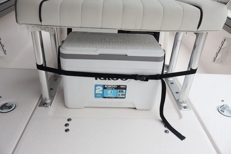 Slide: The Image of Yamaha 190 FSH Sport 2025 - 29