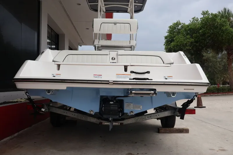 Slide: The Image of Yamaha 190 FSH Sport 2025 - 33