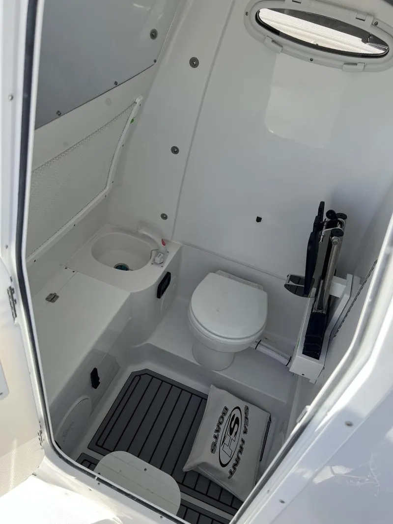 Slide: The Image of Sea Hunt Gamefish 30 Coffin Box 2025 - 19