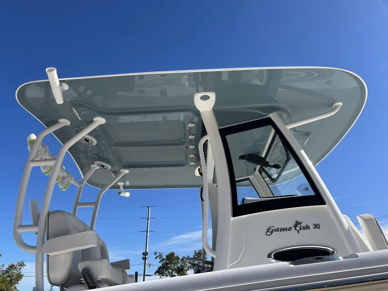 Slide: The Image of Sea Hunt Gamefish 30 Coffin Box 2025 - 7