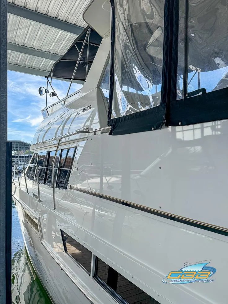 Slide: The Image of Carver Yachts 405 Aft Cabin Motor Yacht 1998 - 54