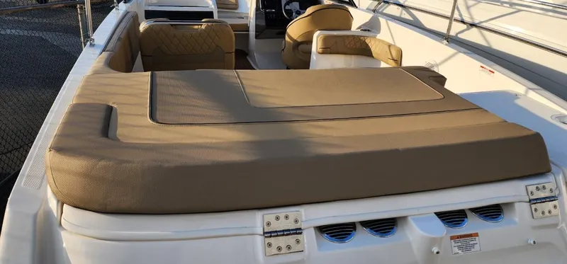 Slide: The Image of 2024 Bayliner VR6 Bowrider OB with spacious sun deck and comfortable seating. - 16