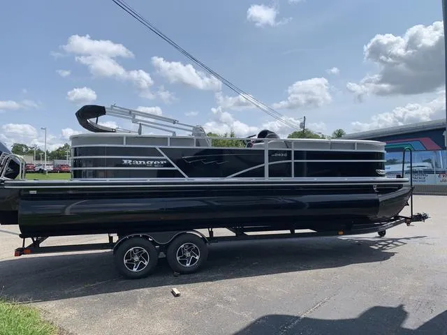 Slide: The Image of Ranger 243C 2025 - 7