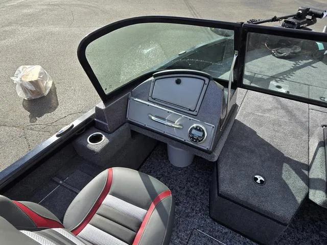 Slide: The Image of Ranger vs1782 2025 - 7