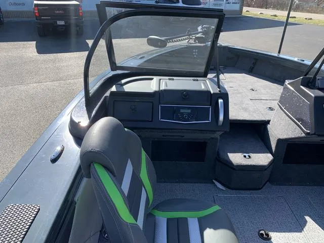 Slide: The Image of Ranger VX1988 2024 - 5