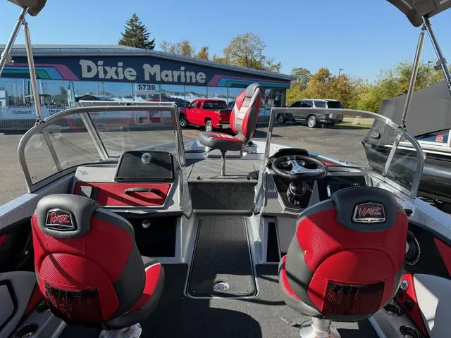 Slide: The Image of Ranger 1850MS 2025 - 5