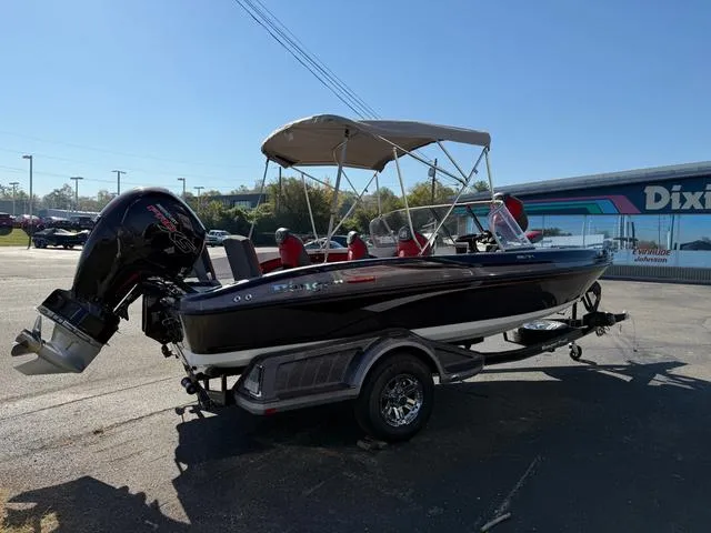 Slide: The Image of Ranger 1850MS 2025 - 8