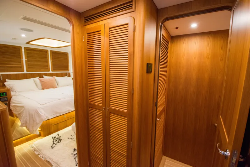 Slide: The Image of Fleming 85 – Open Flybridge 2024 - 29