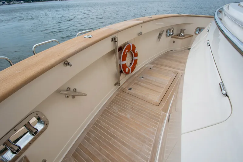 Slide: The Image of Fleming 85 – Open Flybridge 2024 - 86
