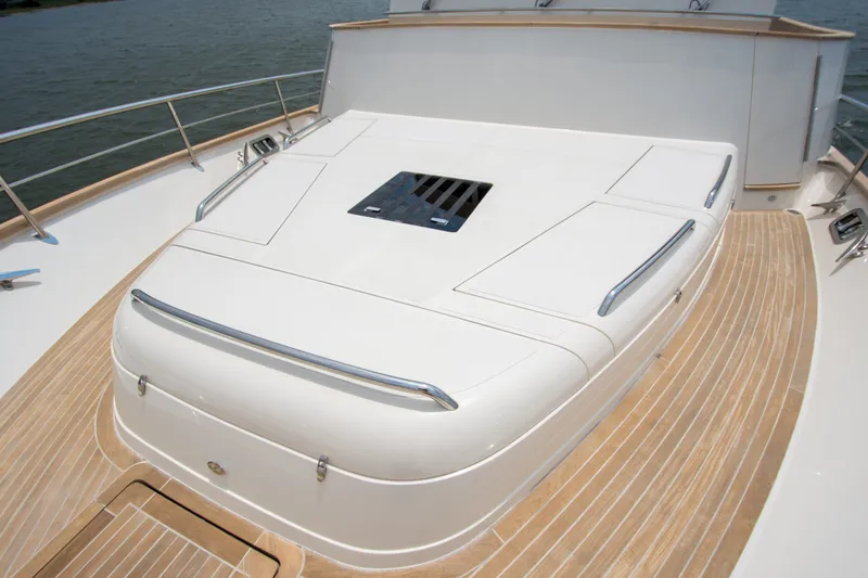 Slide: The Image of Fleming 85 – Open Flybridge 2024 - 92