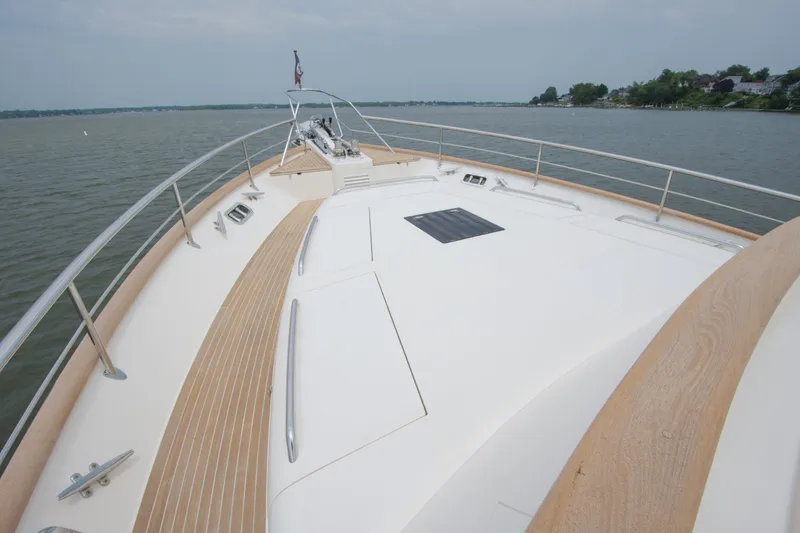 Slide: The Image of Fleming 85 – Open Flybridge 2024 - 91