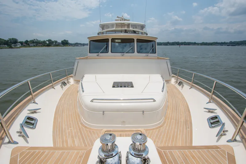 Slide: The Image of Fleming 85 – Open Flybridge 2024 - 96