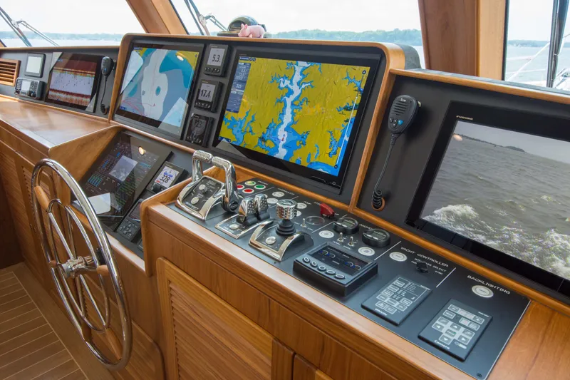 Slide: The Image of Fleming 85 – Open Flybridge 2024 - 42