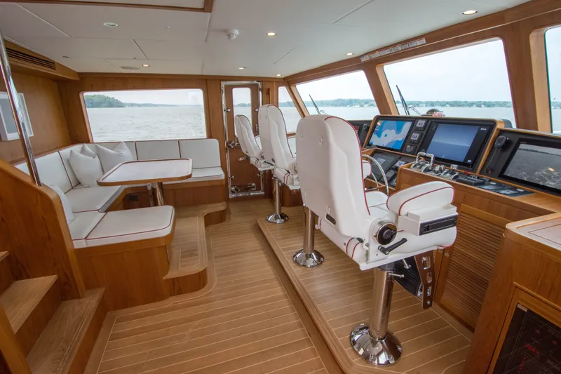 Slide: The Image of Fleming 85 – Open Flybridge 2024 - 44