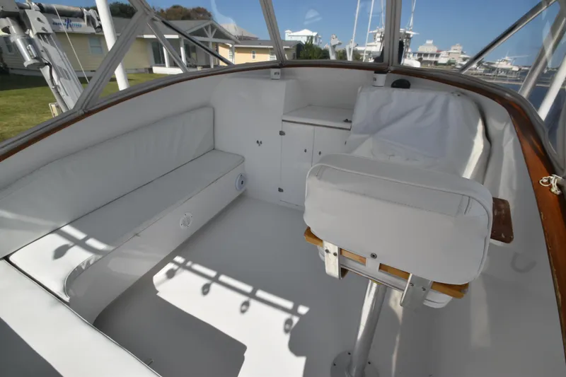 Slide: The Image of Outer Banks 34 Express 2006 - 18