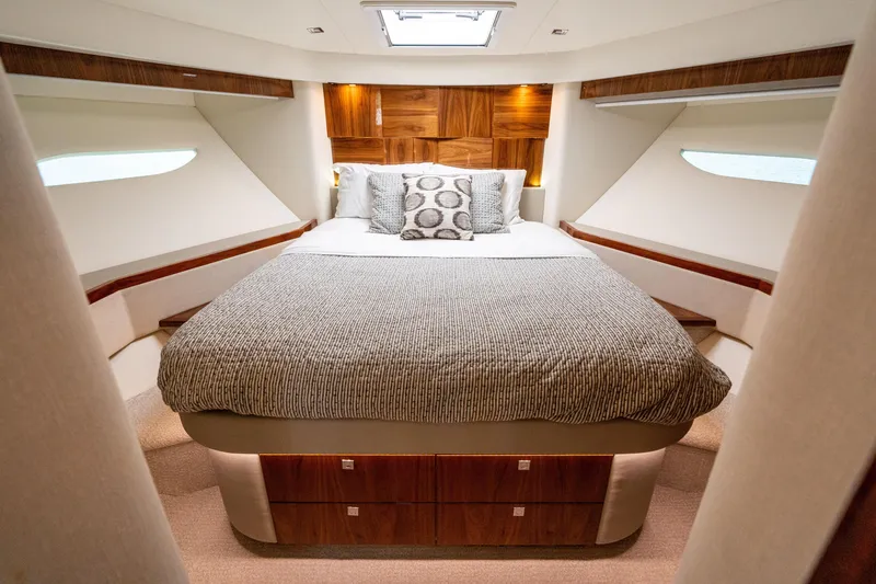 Slide: The Image of Riviera 6000 Sport Yacht 2017 - 54