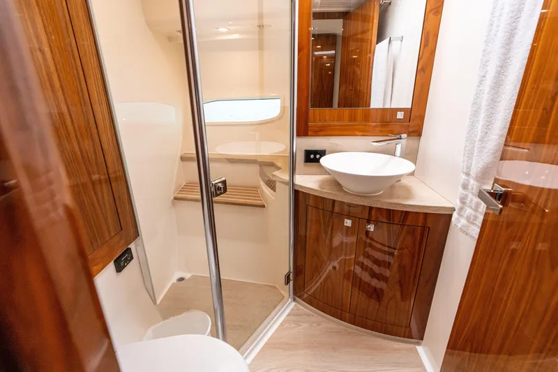 Slide: The Image of Riviera 6000 Sport Yacht 2017 - 55