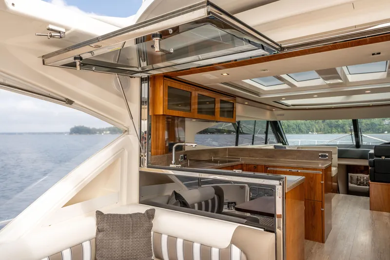 Slide: The Image of Riviera 6000 Sport Yacht 2017 - 69