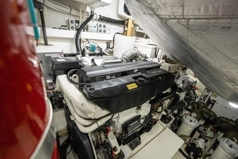 Slide: The Image of Riviera 6000 Sport Yacht 2017 - 83