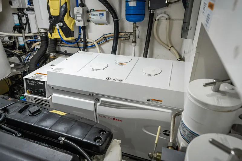 Slide: The Image of Riviera 6000 Sport Yacht 2017 - 88