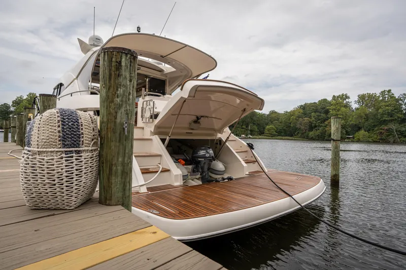 Slide: The Image of Riviera 6000 Sport Yacht 2017 - 90