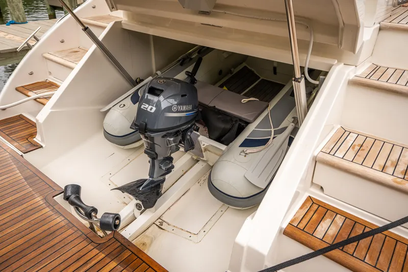 Slide: The Image of Riviera 6000 Sport Yacht 2017 - 92