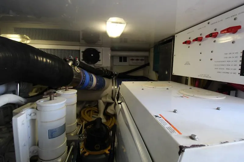 Slide: The Image of Viking 56 Convertible 2005 - 41