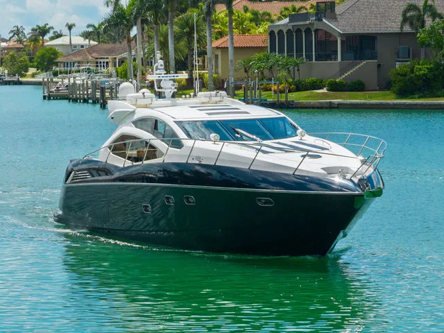 Slide: The Image of Sunseeker Predator 64 2010 - 60