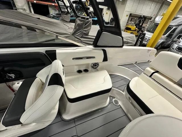 Slide: The Image of Chaparral 247 SSX 2022 - 12