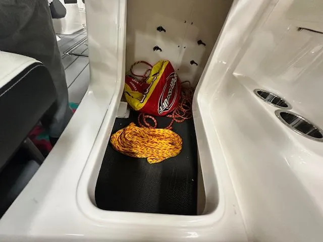 Slide: The Image of Chaparral 247 SSX 2022 - 14