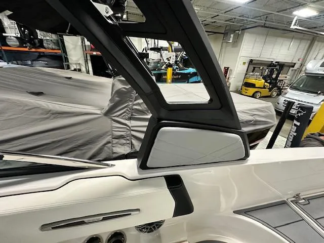 Slide: The Image of Chaparral 247 SSX 2022 - 21