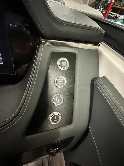 Slide: The Image of Chaparral 247 SSX 2022 - 24