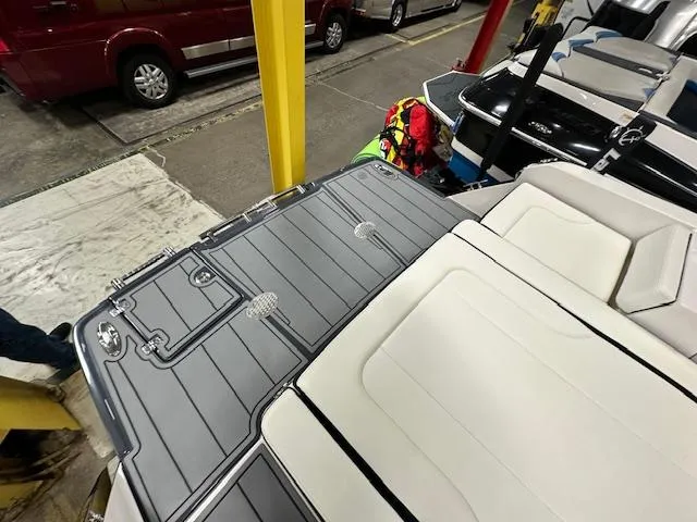 Slide: The Image of Chaparral 247 SSX 2022 - 30