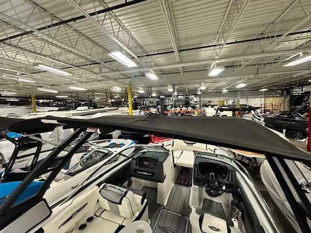 Slide: The Image of Chaparral 247 SSX 2022 - 32