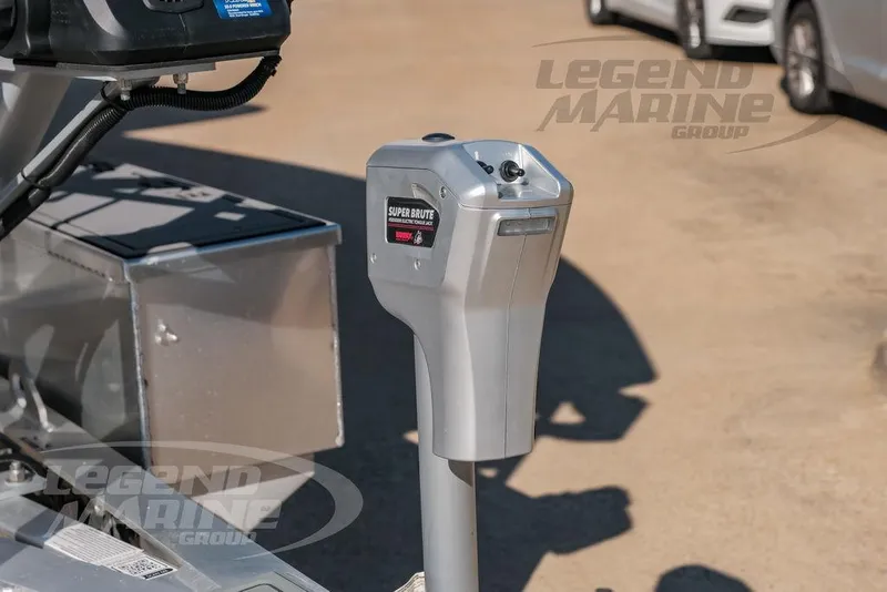 Slide: The Image of Nor-Tech 340 Sport 2025 - 51