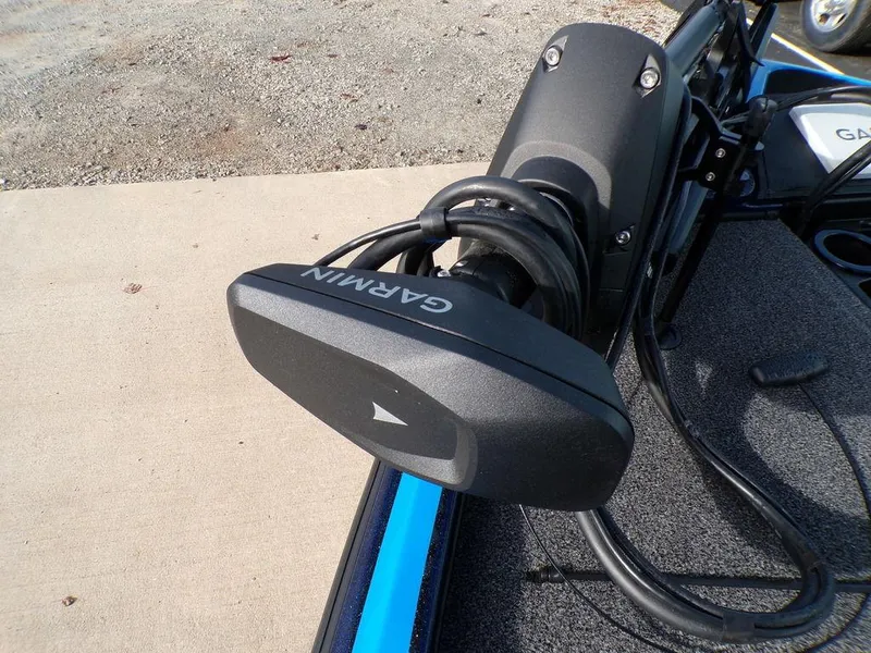 Slide: The Image of Garmin device on 2025 Nitro Z18 Pro boat, close-up view. - 13