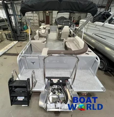 Slide: The Image of 2025 Tahoe LTZ 2385 Elite Cruise Tritoon with Honda 4-Stroke EFI in showroom. - 24