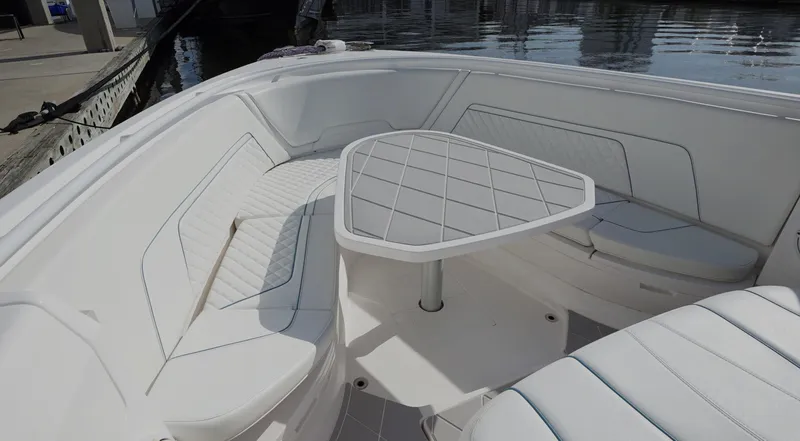 Slide: The Image of Intrepid 40' 2021 - 11