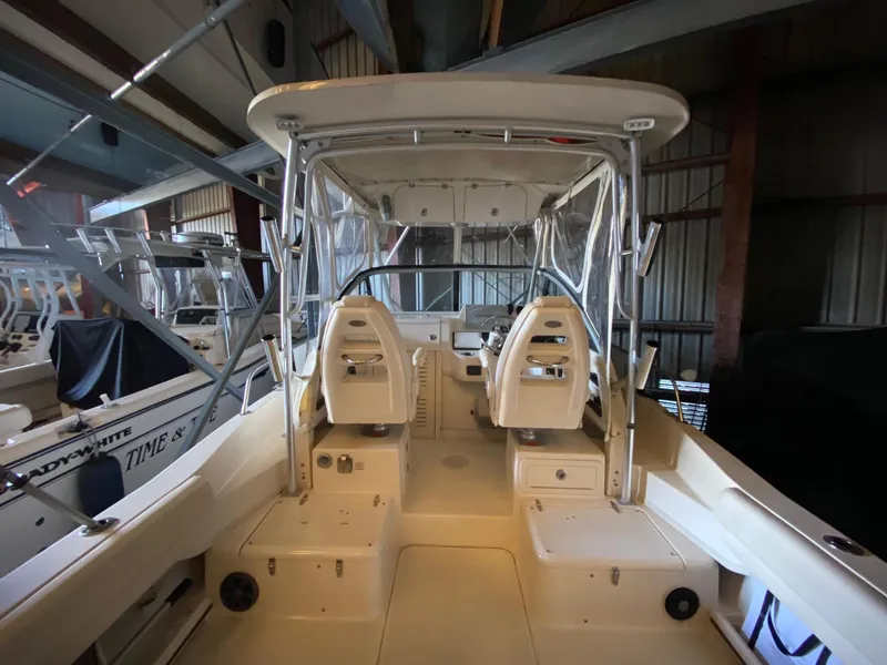 Slide: The Image of Grady-White Gulfstream 232 2019 - 11