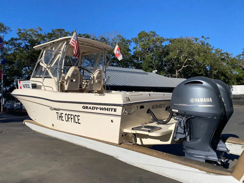 Slide: The Image of Grady-White Gulfstream 232 2019 - 2