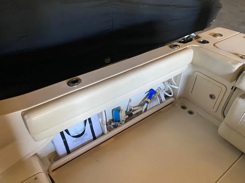 Slide: The Image of Grady-White Gulfstream 232 2019 - 26